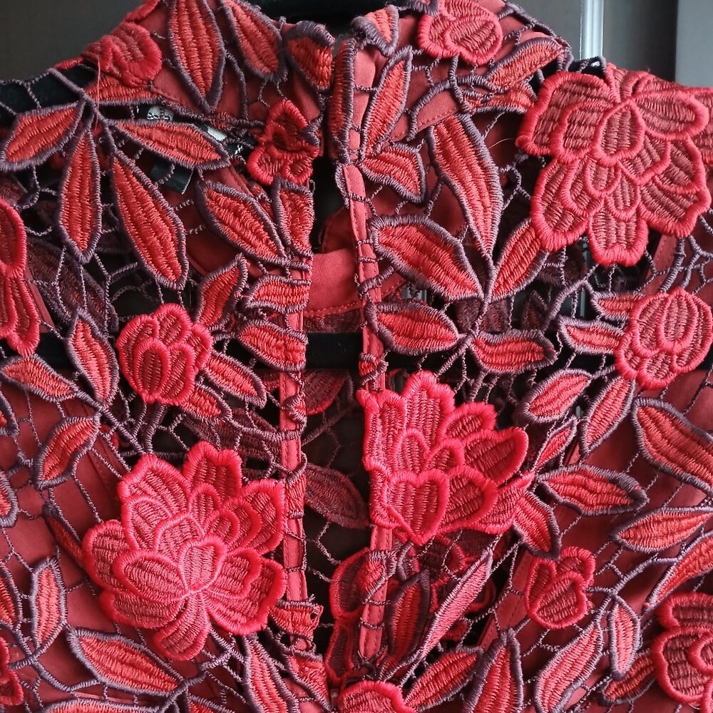Ladies Size S Lace Romper - Picture 3 of 5